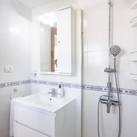 Home2book Comfy Cristianos * לוס כריסטיאנוס